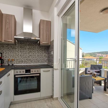 City Apartment Magdalena Trogir Zewnętrze zdjęcie
