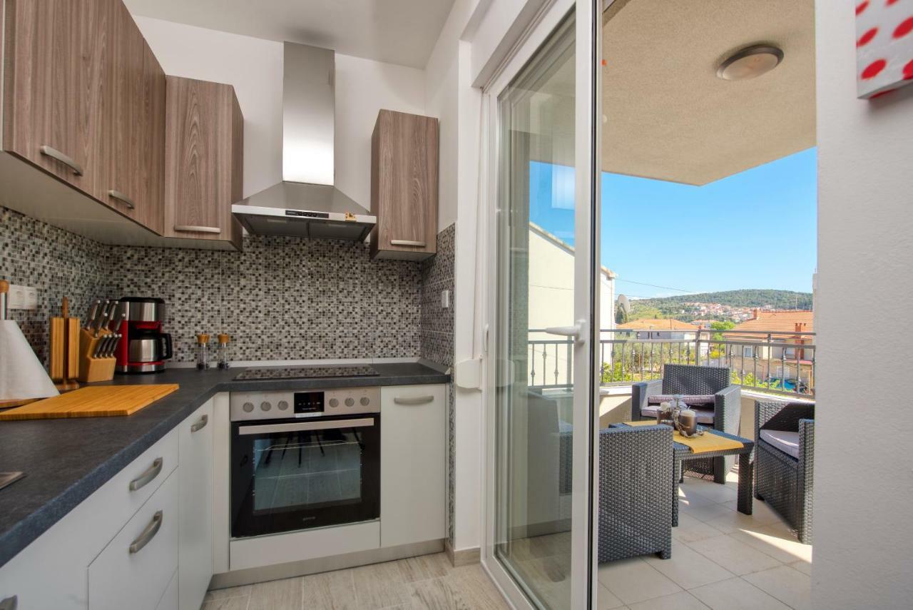 City Apartment Magdalena Trogir Zewnętrze zdjęcie